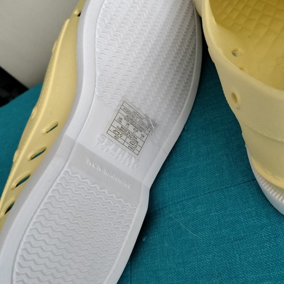 Sperry Water Float Shoes 10 - Picture 2 of 5